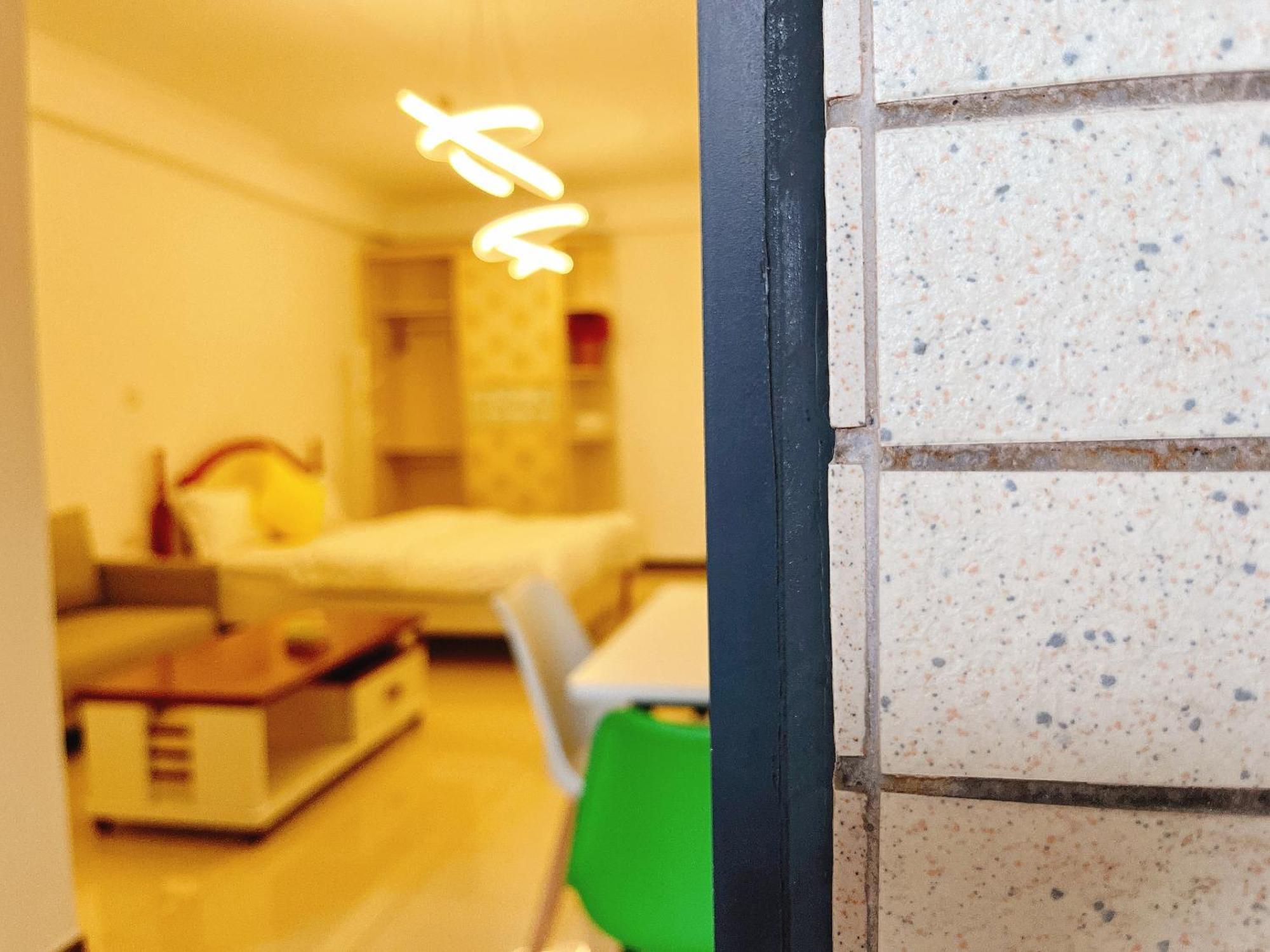 Lan House Youth Apartment Canton Esterno foto