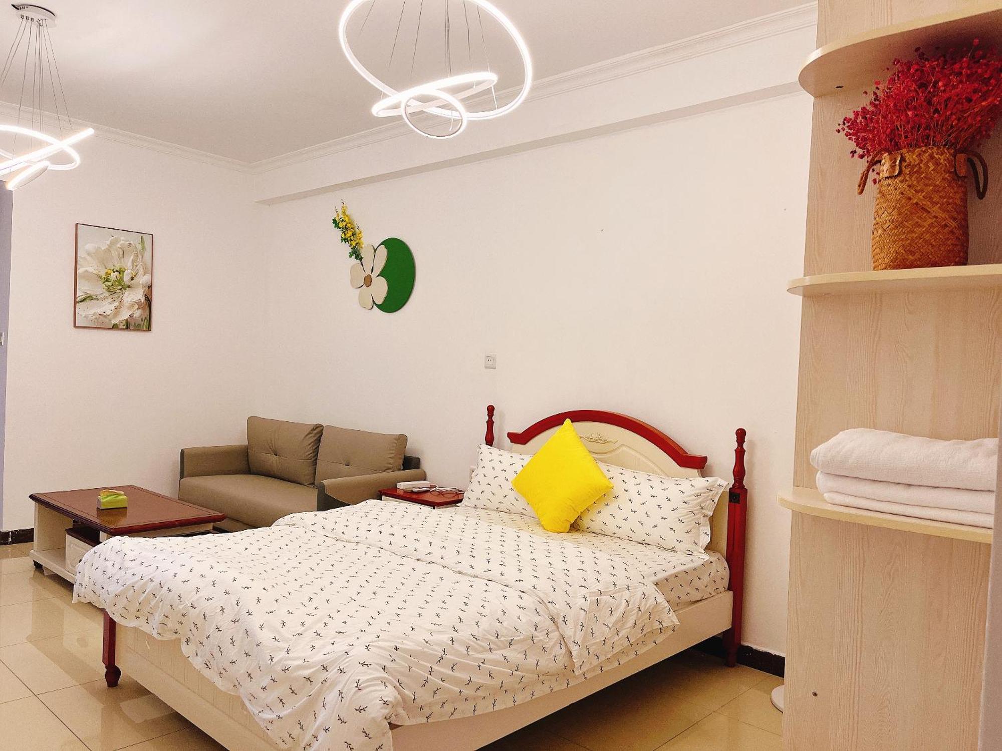Lan House Youth Apartment Canton Esterno foto